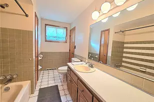 1423 Roanoke Dr, Parma, OH 44134 - Photo 24