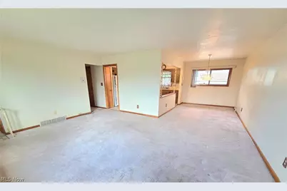 1423 Roanoke Drive, Parma, OH 44134 - Photo 18