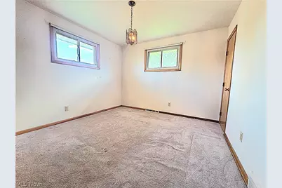 1423 Roanoke Drive, Parma, OH 44134 - Photo 22