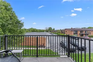 23885 David Dr, North Olmsted, OH 44070 - Photo 24