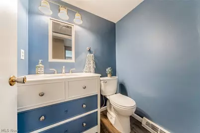1622 Seven Oaks Drive, Lyndhurst, OH 44124 - Photo 20