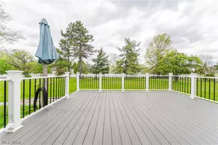 1622 7 Oaks Dr, Lyndhurst, OH 44124 - Photo 44