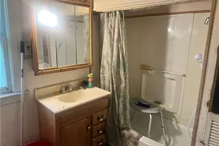 987 E 129th St, Loveland, OH 44108 - Photo 12
