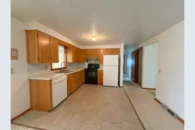 1172 2nd Street SW, New Philadelphia, OH 44663 - Photo 6