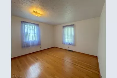 1172 2nd Street SW, New Philadelphia, OH 44663 - Photo 16