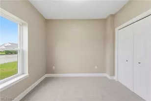649 Southbay Dr, Wadsworth, OH 44281 - Photo 12