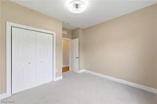 649 Southbay Dr, Wadsworth, OH 44281 - Photo 8