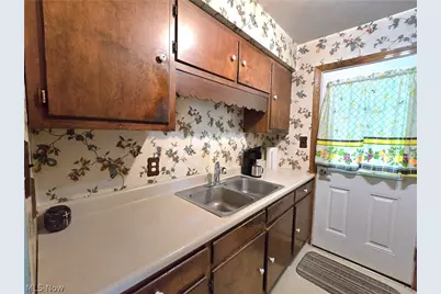 8465 Blackrun Road, Nashport, OH 43830 - Photo 18