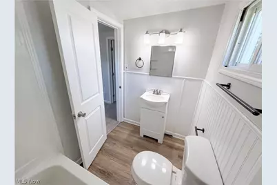 10338 Electric Boulevard, Northfield, OH 44067 - Photo 12