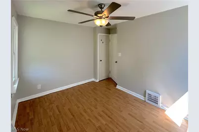 20120 Wilmore Avenue, Euclid, OH 44123 - Photo 18
