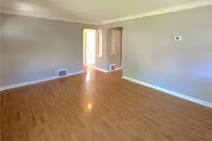 20120 Wilmore Ave, Euclid, OH 44123 - Photo 10