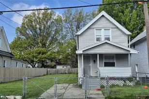 2048 W 105th St, Loveland, OH 44102 - Photo 1