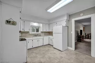 6854 Hillway Ave NW, North Canton, OH 44720 - Photo 14