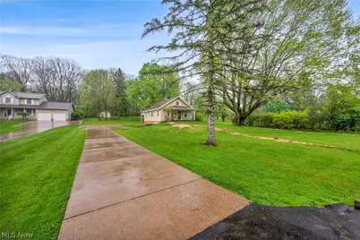 6854 Hillway Avenue NW, North Canton, OH 44720 - Photo 1