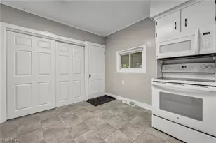 6854 Hillway Ave NW, North Canton, OH 44720 - Photo 16