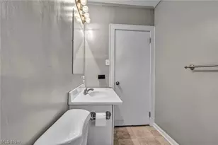6854 Hillway Ave NW, North Canton, OH 44720 - Photo 22