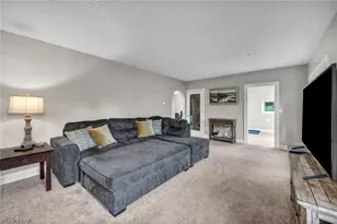 6854 Hillway Ave NW, North Canton, OH 44720 - Photo 12