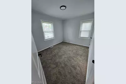 12812 Longmead Avenue, Loveland, OH 44135 - Photo 4