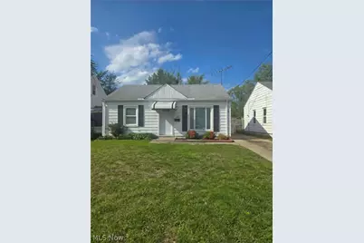 12812 Longmead Avenue, Loveland, OH 44135 - Photo 1