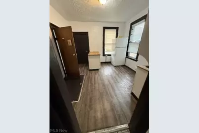 1432 E 33rd Street, Loveland, OH 44114 - Photo 2