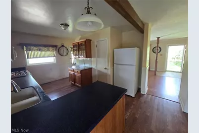 3923 Lake Road, Youngstown, OH 44511 - Photo 8