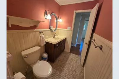 3923 Lake Road, Youngstown, OH 44511 - Photo 16