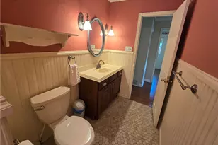 3923 Lake Rd, Youngstown, OH 44511 - Photo 16