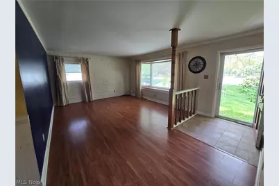 3923 Lake Road, Youngstown, OH 44511 - Photo 4