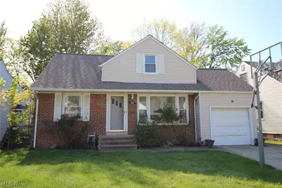 346 Walworth Avenue, Euclid, OH 44132 - Photo 1