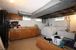 346 Walworth Ave, Euclid, OH 44132 - Photo 26