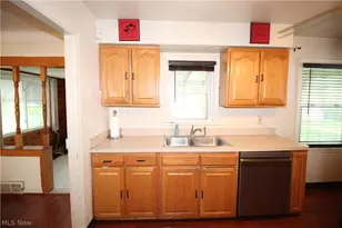 346 Walworth Ave, Euclid, OH 44132 - Photo 6