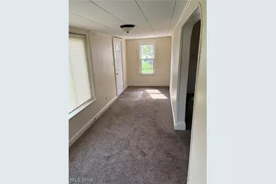 823 Marie Avenue, Akron, OH 44314 - Photo 8