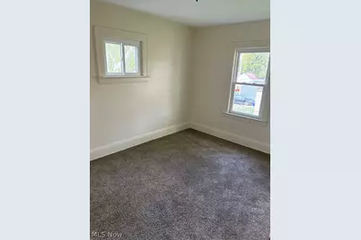 823 Marie Avenue, Akron, OH 44314 - Photo 12