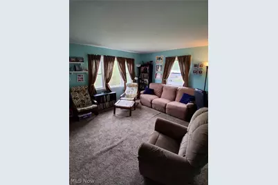 68490 Elm Street, Bridgeport, OH 43912 - Photo 8