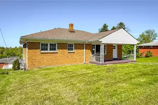 273 Lovers Ln, Steubenville, OH 43953 - Photo 2