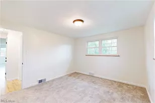 273 Lovers Ln, Steubenville, OH 43953 - Photo 22