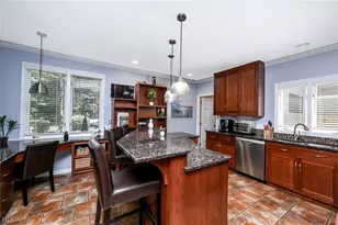 11197 Arrowhead Dr, Grafton, OH 44044 - Photo 10