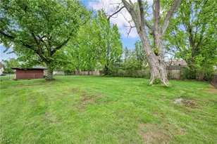 13177 Whitney Rd, Strongsville, OH 44136 - Photo 48