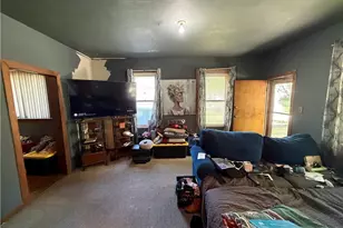 3692 E 52nd St, Loveland, OH 44105 - Photo 2