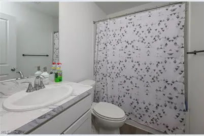 460 Auld Farm Circle, Akron, OH 44320 - Photo 14