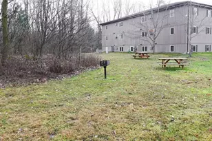 8140 Southwood Dr, Garrettsville, OH 44231 - Photo 14