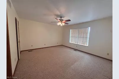 216 Village Court, Columbiana, OH 44408 - Photo 18