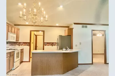 216 Village Court, Columbiana, OH 44408 - Photo 10
