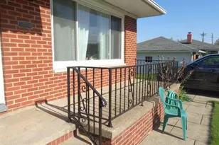 2488 Dale Ave, Rocky River, OH 44116 - Photo 2