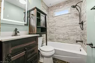 1865 9th St SW, Akron, OH 44314 - Photo 14