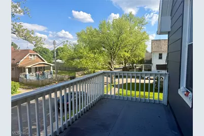 3318 W 48th Street, Loveland, OH 44102 - Photo 2