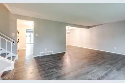 9331 Fairfield Drive, Twinsburg, OH 44087 - Photo 12