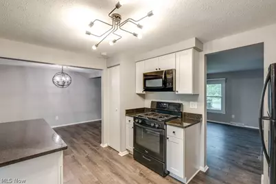 9331 Fairfield Drive, Twinsburg, OH 44087 - Photo 18