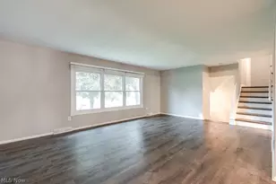 9331 Fairfield Dr, Twinsburg, OH 44087 - Photo 8