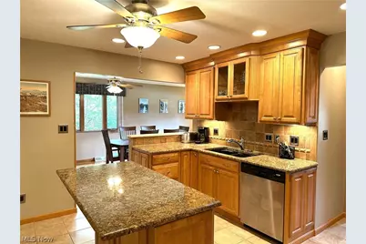 26771 Leenders Lane, North Olmsted, OH 44070 - Photo 10